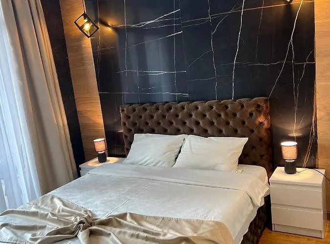 The Gates 105 * Sajmiste